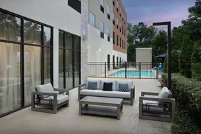 Holiday Inn Express and Suites Birmingham - Homewood By IHG - Image 4