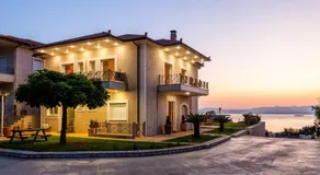 Sunset Paradise - Verga's Utimate Seaview Getaway - Image 4