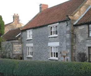 Manor Farm Bed & Breakfast - Image 3