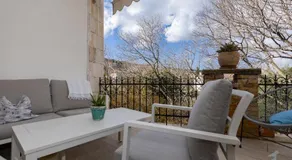 Island mementos - holiday home Paloc - Image 4