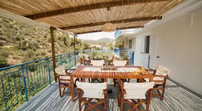 AGIAZI Poros Summer House - Image 2