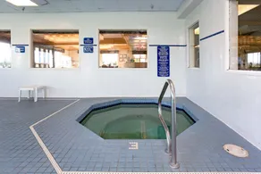 Shilo Inn Suites Warrenton - Image 3