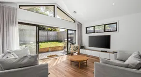 Green Keepers Lodge - Image 5