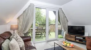 Valley Lodge 20 - Image 2