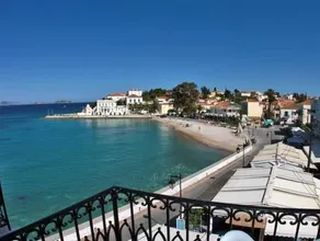 Klimis Hotel - Image 2