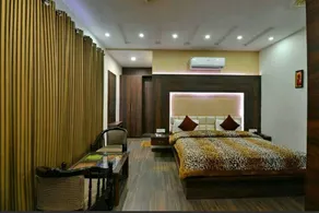 Hotel Grand Galaxy - Image 1