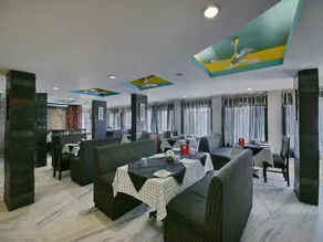 Collection O Hotel Diamond And Residences - Image 3
