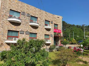 Hongcheon Pastel - Image 2
