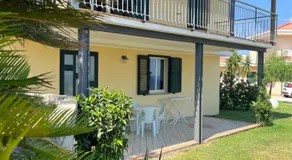 Luna Apartments - Image 3