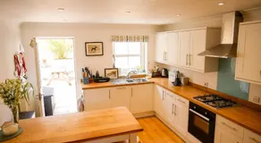 9 Solent Landing - Image 4