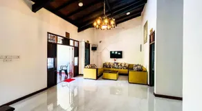 Galle Catamaran Villa - Image 3