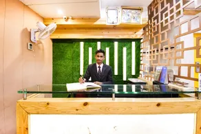 Capital O Hotel Kanishka - Image 5