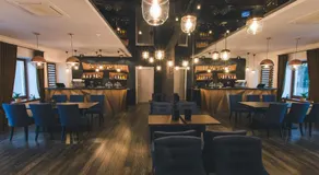 Novopolska - Hotel i Restauracja - Image 5