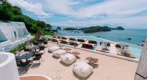 Loccal Collection Hotel Komodo - Image 2