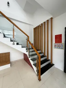 Louis Home - Image 5