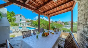 Villa Bonaca - Heated Pool, Harbour Views & Steps to Sea I Sumartin, Brač - Image 3