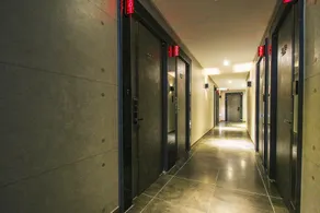Paradise Hotel - Image 5