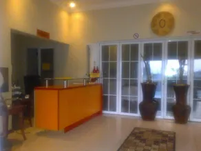 Comfort Palace Guest House Kasane - Image 2