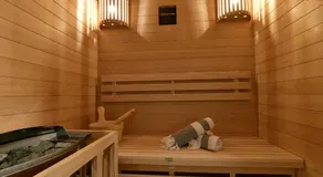 S-Cape Suite&Spa - Image 3