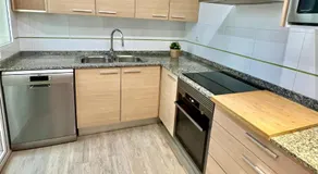 Apartamento familiar con 2 plazas parking - Image 4