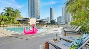 Balcony with View, Pool, Gym, Near Beach - Image 4