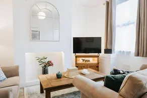 Prime Location | 3-Bed House | Town Centre | - Image 2