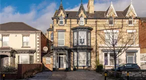 Victoria Apartments Stylish 3BR in Hartlepool - Image 5
