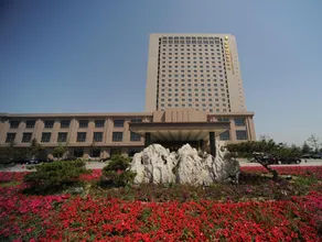 Sheng Du International Hotel - Image 4