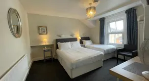 Newton House Oxford - Image 2