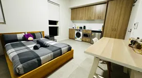 Sydney Chic Studio Retreat - Image 2