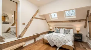 Merlins stables-country retreat - Pass the Keys - Image 2