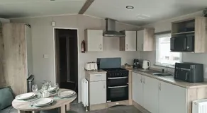 52 The Cedars Southview Holiday Park - Image 4