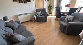 No 52 - Apartment with Lounge and Dining Area - No kitchen - Image 2