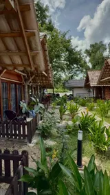 DaunTeduhCerating CozyNature-inspiredChalets - Image 4