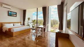 Spotlight hotel - Image 3