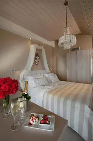 Karavia Lux Inn - Image 3