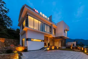 Panorama Peaks Lodge-Free pickup-Sunrise-Close to the Middle Gate Ticket Office of the Zhangjiajie Foreset Park - Image 5