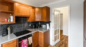 Harrier House - Image 5