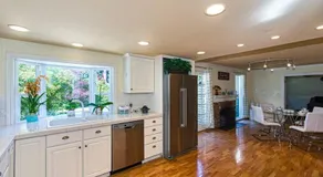 BV1-CASTLE VILLA-convenient n comfortable! - Image 4