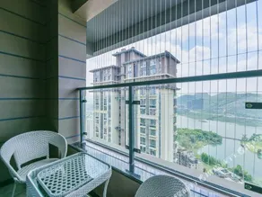 Jingli Fengqing Lake Hotel - Image 3