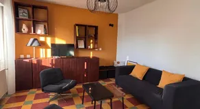 Appartement calme et lumineux, cour extérieure, petits déjeuners sur demande - proche Gare et Centre - Image 2