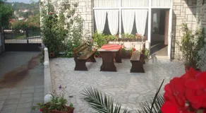 Mania Guest House - Image 4