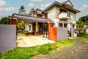 Brookevally Palace Homestay - Image 3