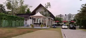 Lovely 2 Bedroom apartment with luxury facilities in Ariyana Resort Athurugiriya - Image 4