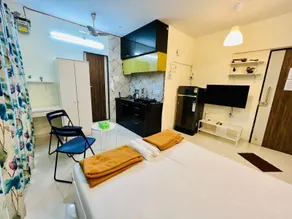 La Casa Studio Service Apartment - Image 2