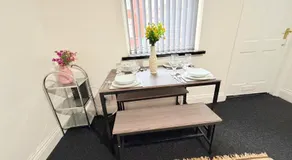Cozy corner - 3 Bedroom Full House - Perfect for Families, Couples And Company Contractors - Image 4