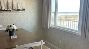 Astronaut Motel - Image 4