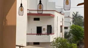 Backpackers Den - Image 5