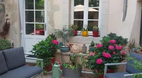 No2 La Place Guest House - Image 4