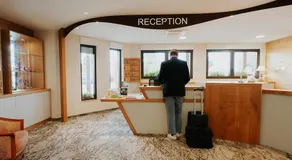 Hotel Restaurant Au Parc des Cigognes - Image 4